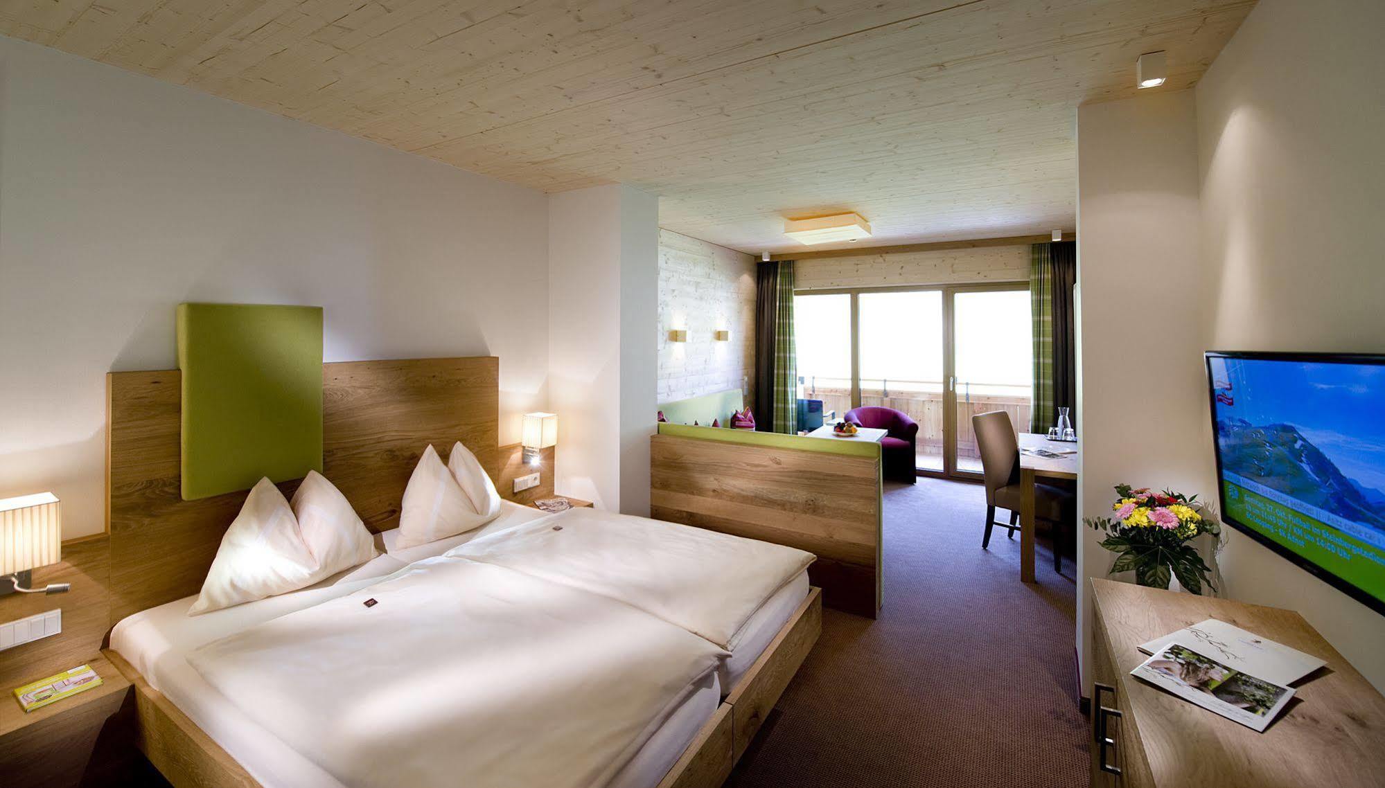 Hotel Leonhard Leogang Exterior foto